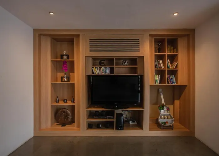 Alamanda Apartment