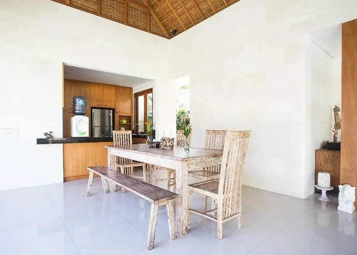 Alamanda Apartment