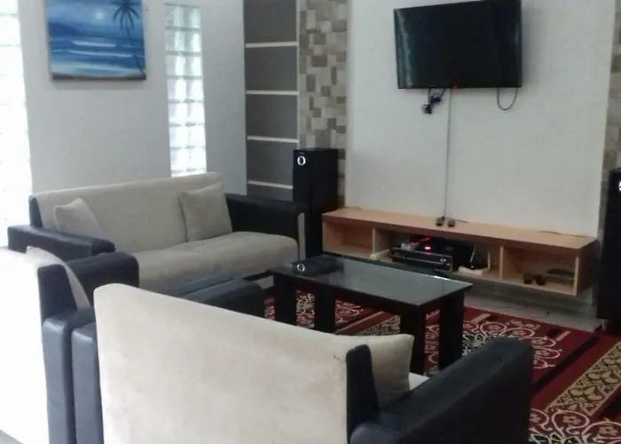 Alamanda Apartment